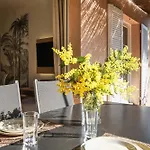 Апартаменты St Tropez Et A Pied Escale De Charme - 3 *