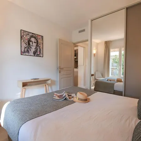 St Tropez Et A Pied Escale De Charme - 3 Apartment