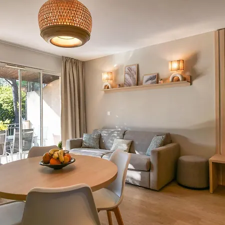 Apartmán St Tropez Et A Pied Escale De Charme - 3 *